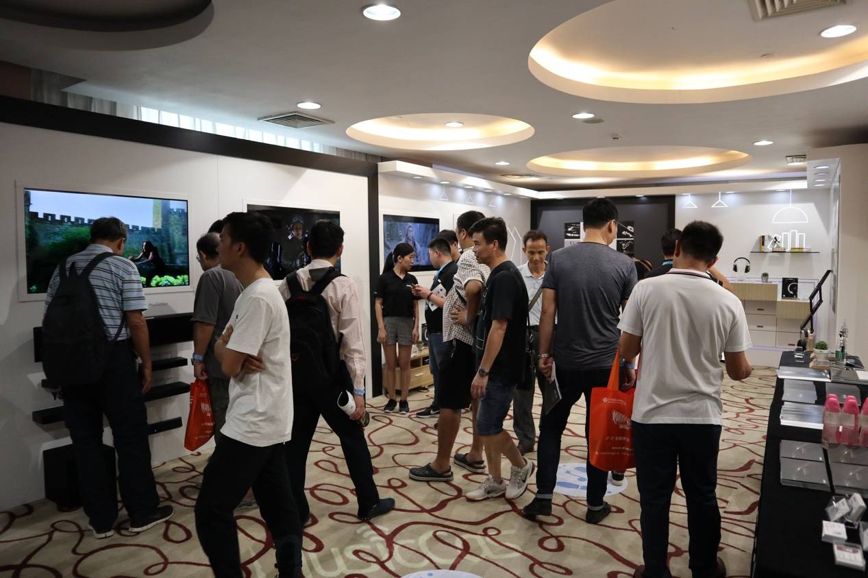 娱乐音质新境界，彩乐园携带家庭音响新品亮相2018广州国际音响唱片展