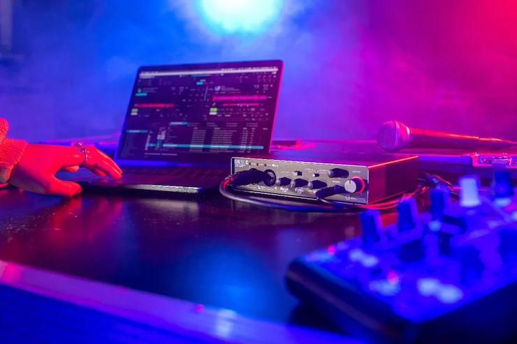 直播预告 | 3月13日彩乐园在线培训——UR22C 声卡录音套装使用指南