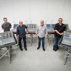 Britannia Row Productions和Clair Global 购入了彩乐园RIVAGE 系列数字混音系统